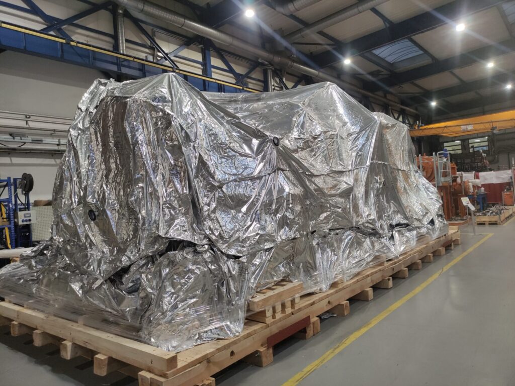 zabezpieczanie ładunku folią aluminiową