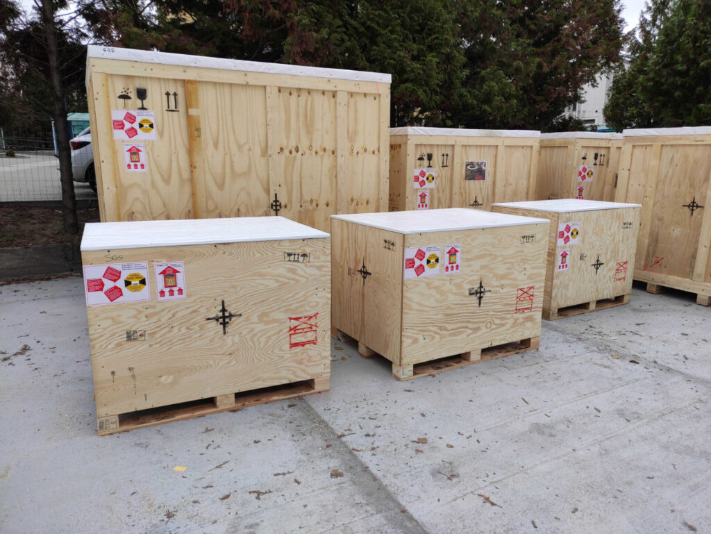 drewniane skrzynie transportowe firmy danpol
