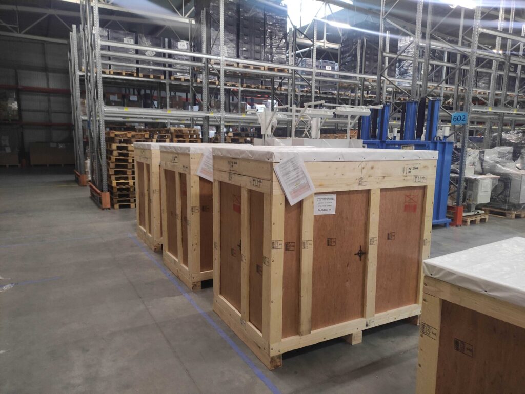 drewniane skrzynie transportowe na wymiar