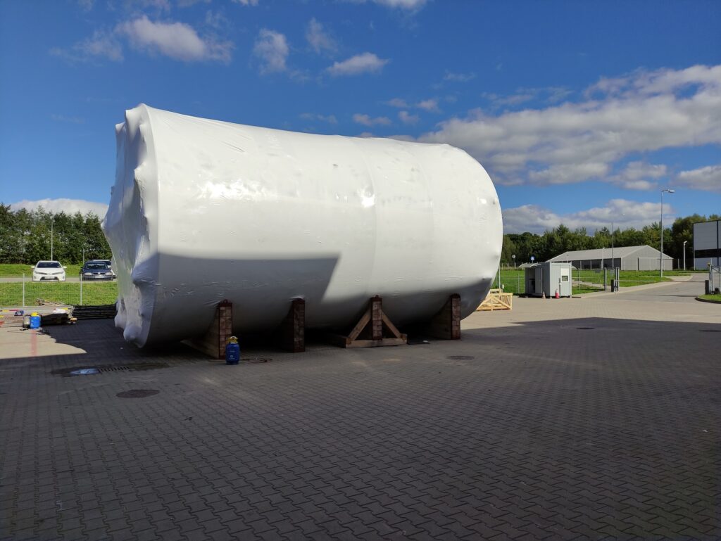 pakowanie eksportowe w folię termokurczliwą