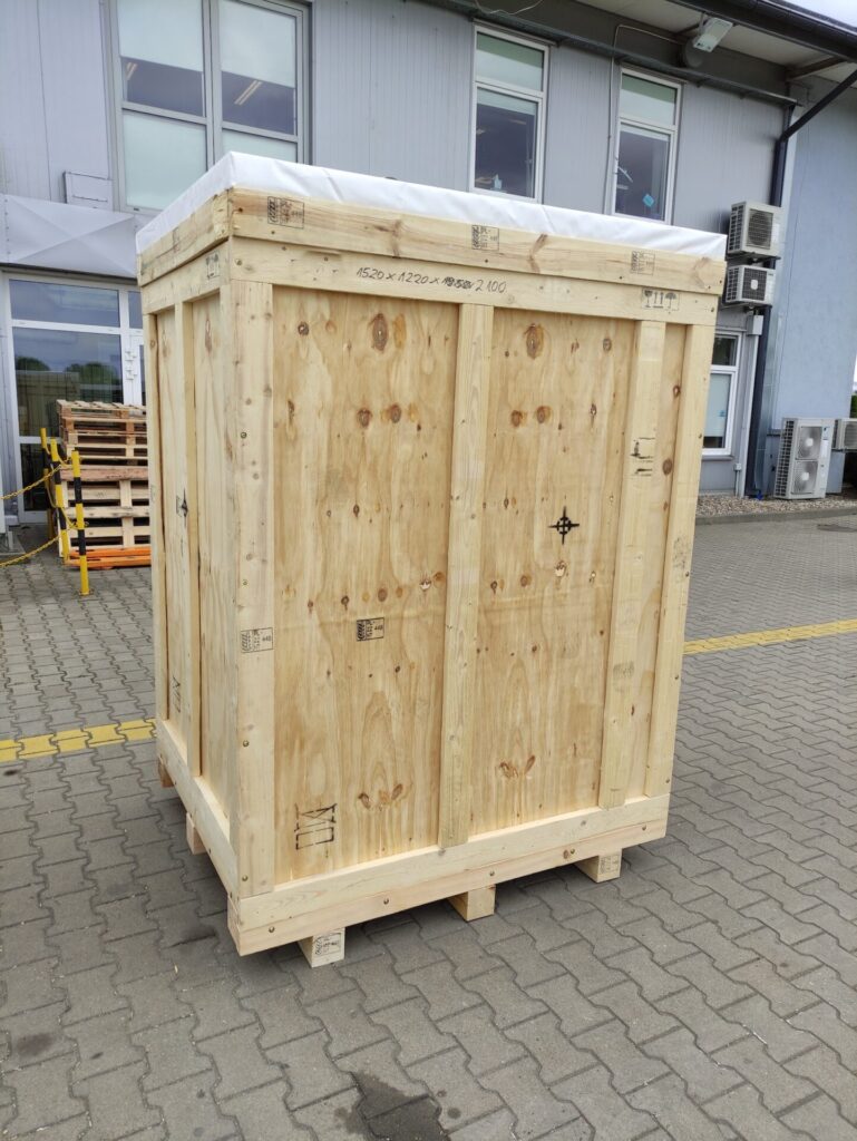 pakowanie do transportu w skrzynię transportową